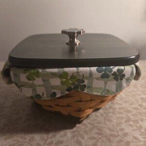 Longaberger Handmade Basket U.S.A. 2006 Irish Lidded Basket
